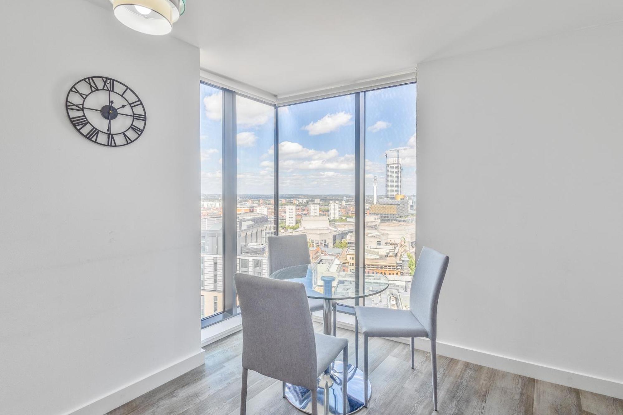 Luxury 2 Bedroom Apartment, On Broad Street! Birmingham Kültér fotó