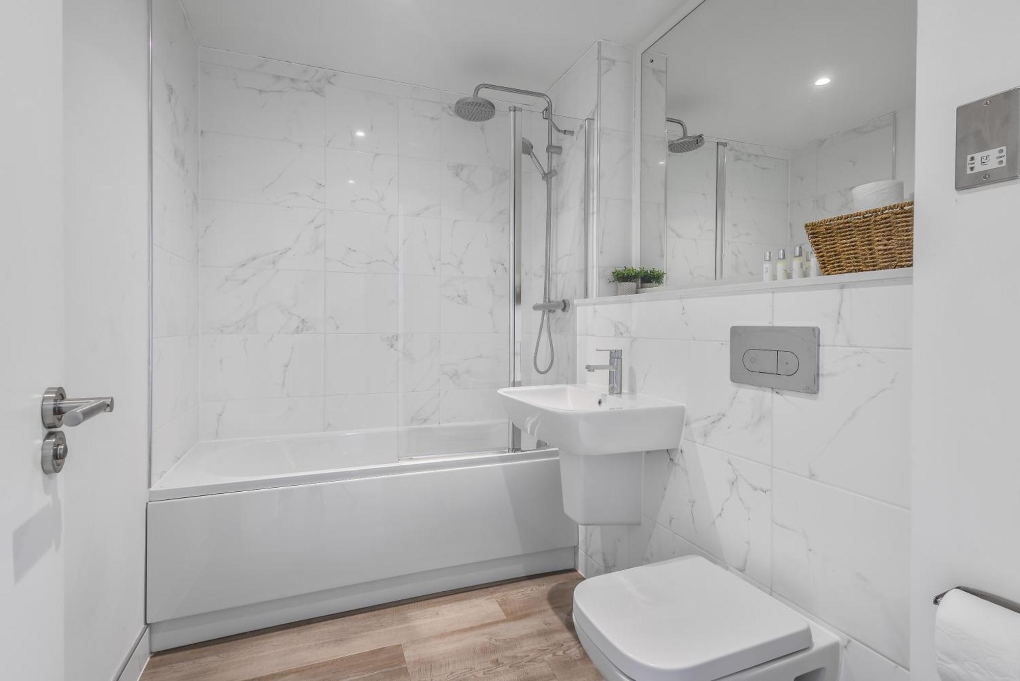 Luxury 2 Bedroom Apartment, On Broad Street! Birmingham Kültér fotó